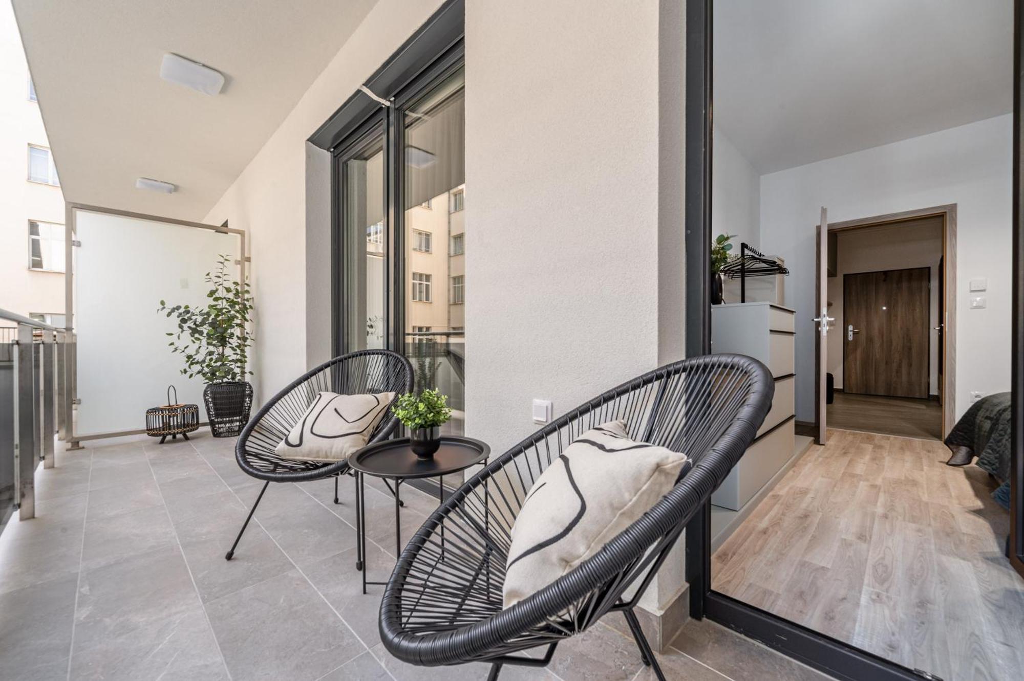 Condo With Balcony @ Downtown Budapest Eksteriør bilde
